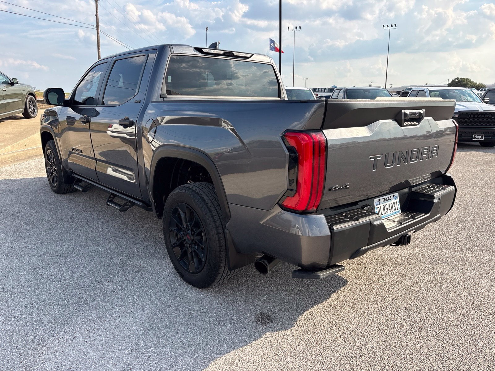 2024 Toyota Tundra SR5