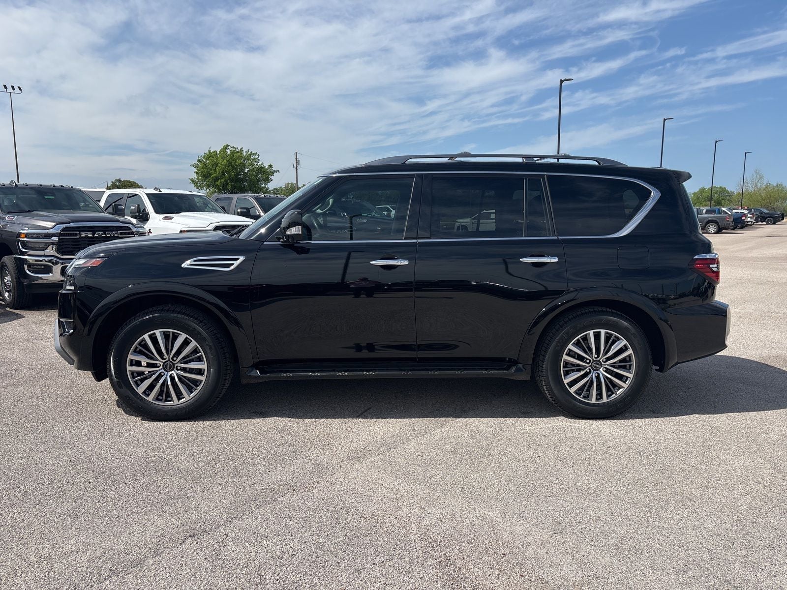 2023 Nissan Armada SL 4WD