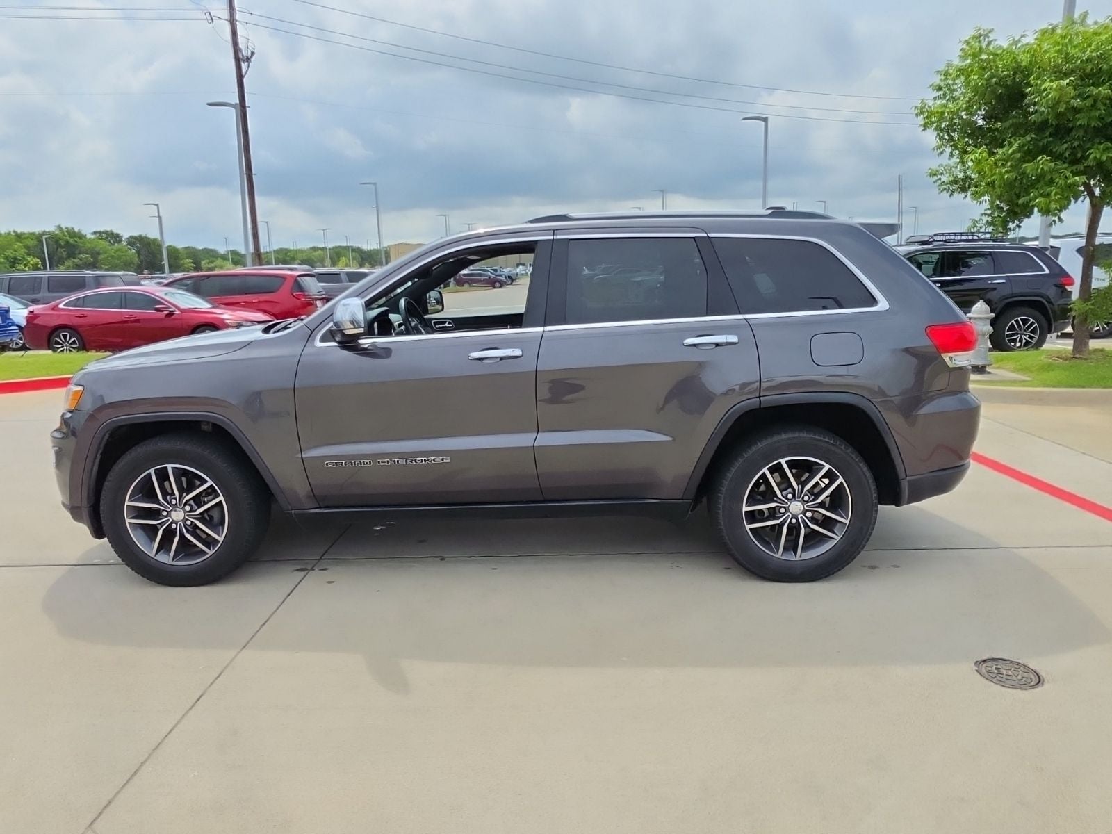 2017 Jeep Grand Cherokee Limited 4x2