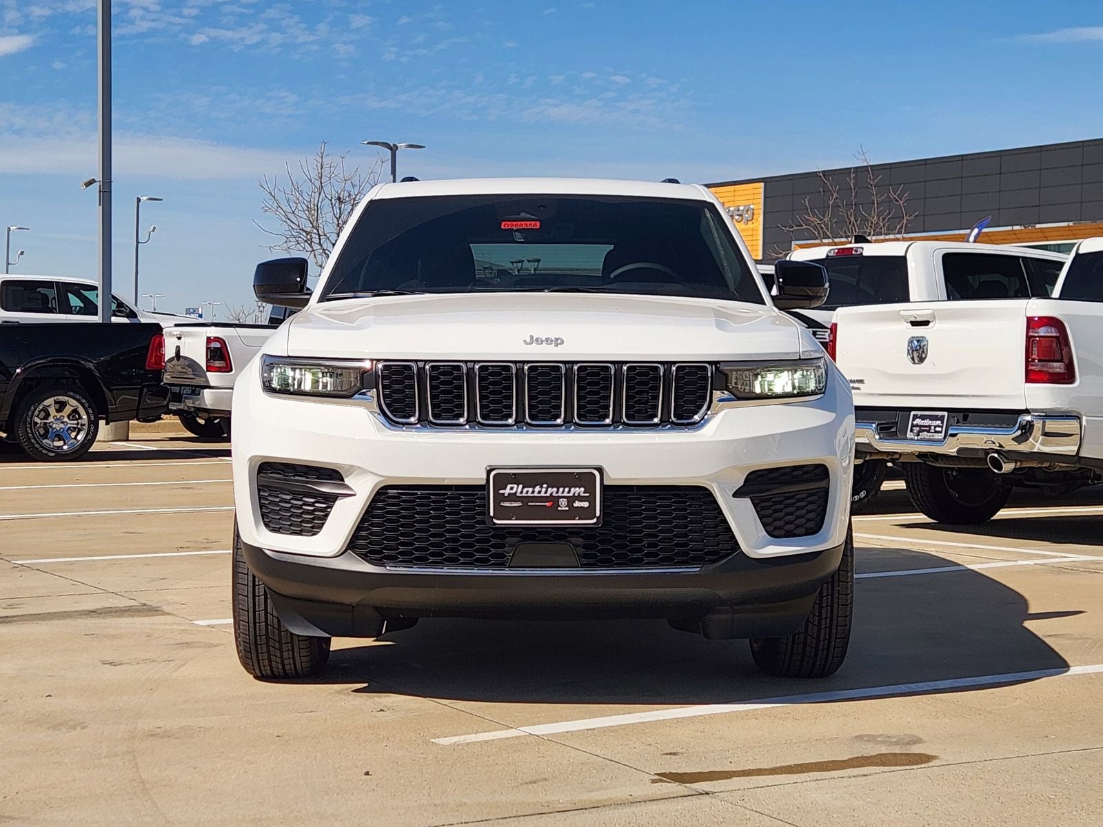 2026 Jeep Grand Cherokee GRAND CHEROKEE LAREDO 4X2