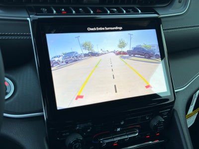 2027 Jeep Grand Cherokee GRAND CHEROKEE LAREDO X 4X2
