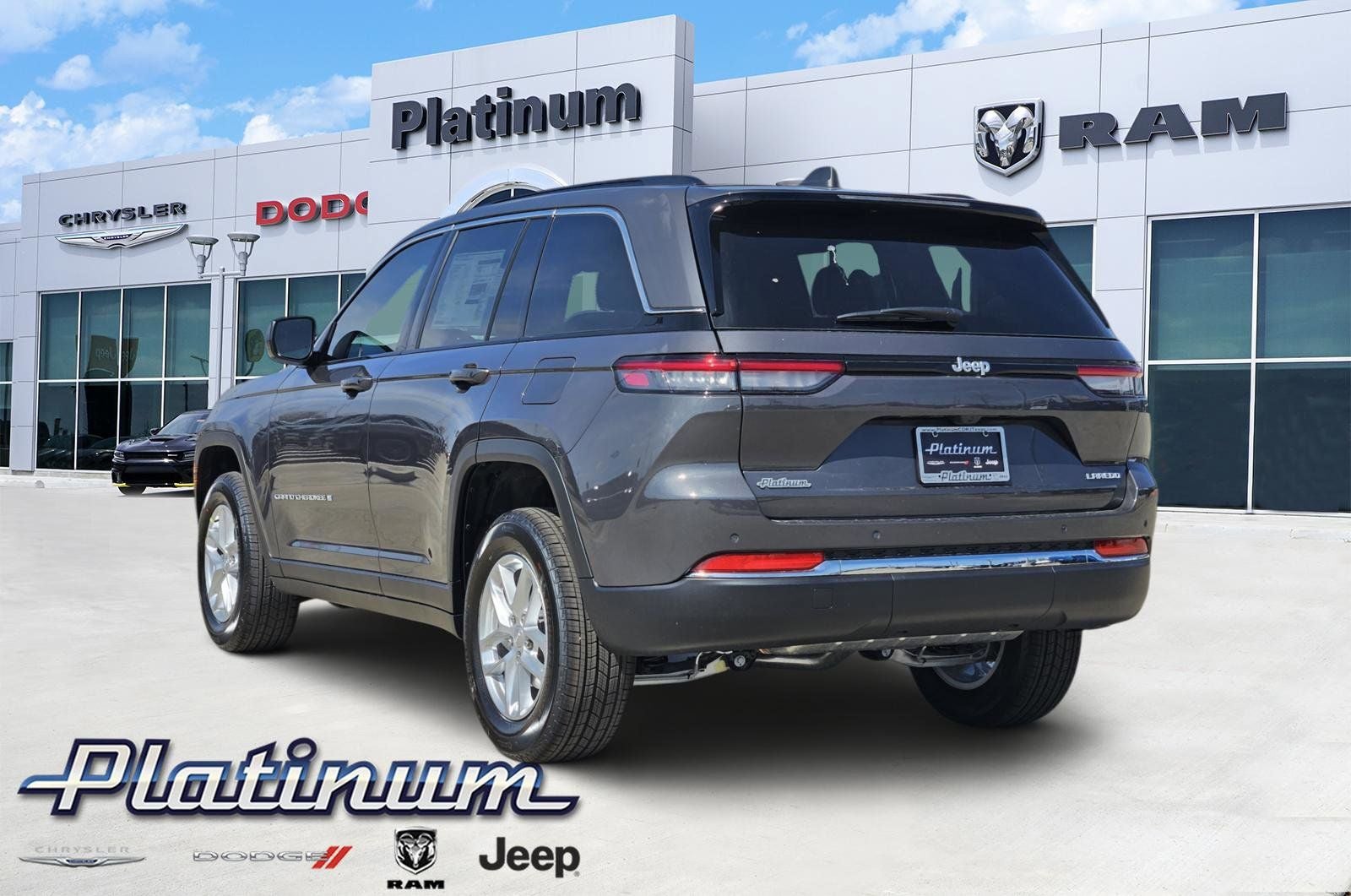 2026 Jeep Grand Cherokee GRAND CHEROKEE LAREDO 4X2