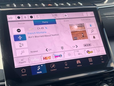 2027 Jeep Grand Cherokee GRAND CHEROKEE LAREDO 4X2