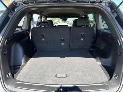 2027 Jeep Grand Cherokee GRAND CHEROKEE LAREDO 4X2