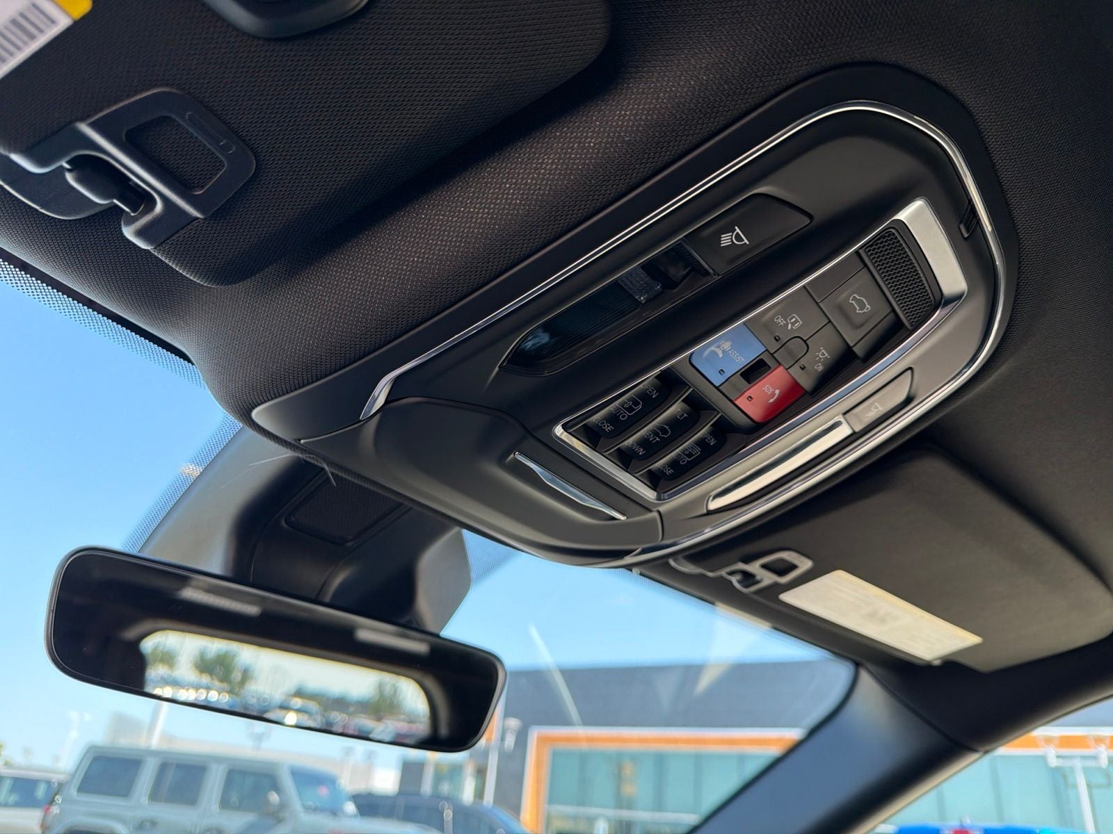 2027 Jeep Grand Cherokee GRAND CHEROKEE LIMITED 4X2