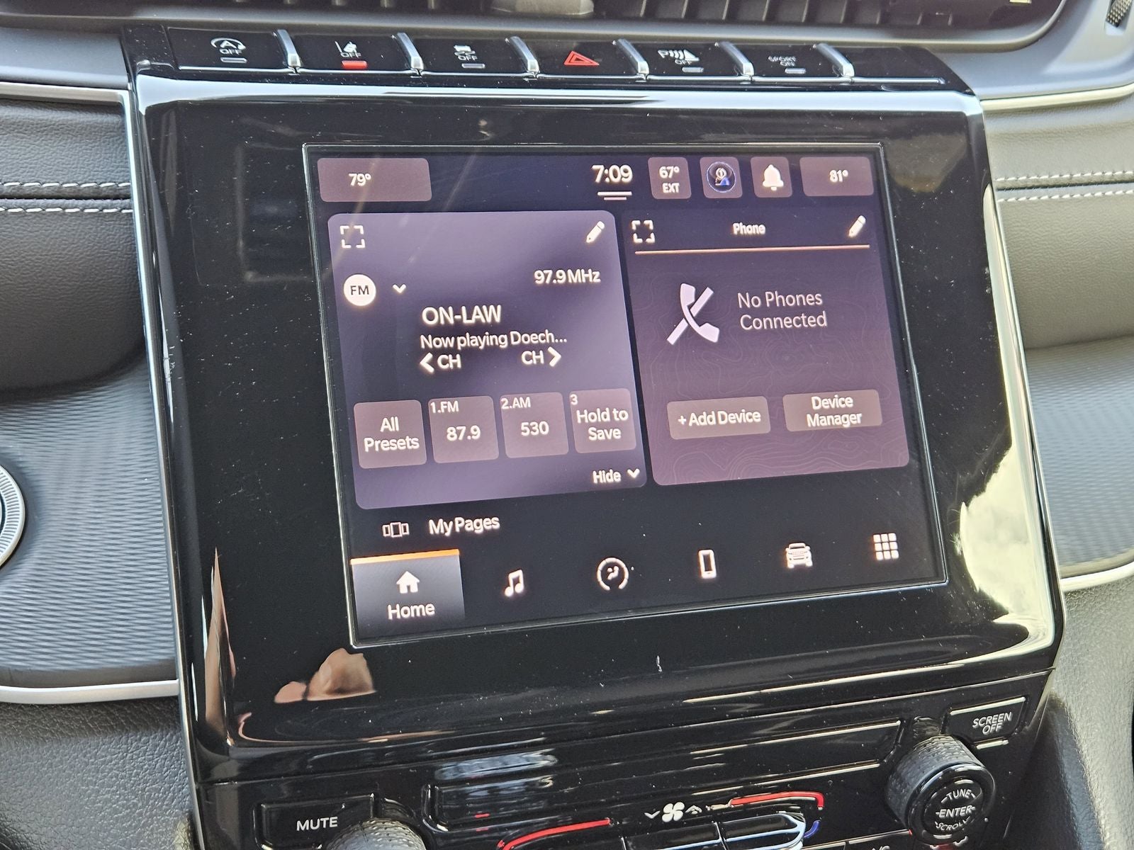 2025 Jeep Grand Cherokee GRAND CHEROKEE LAREDO 4X4