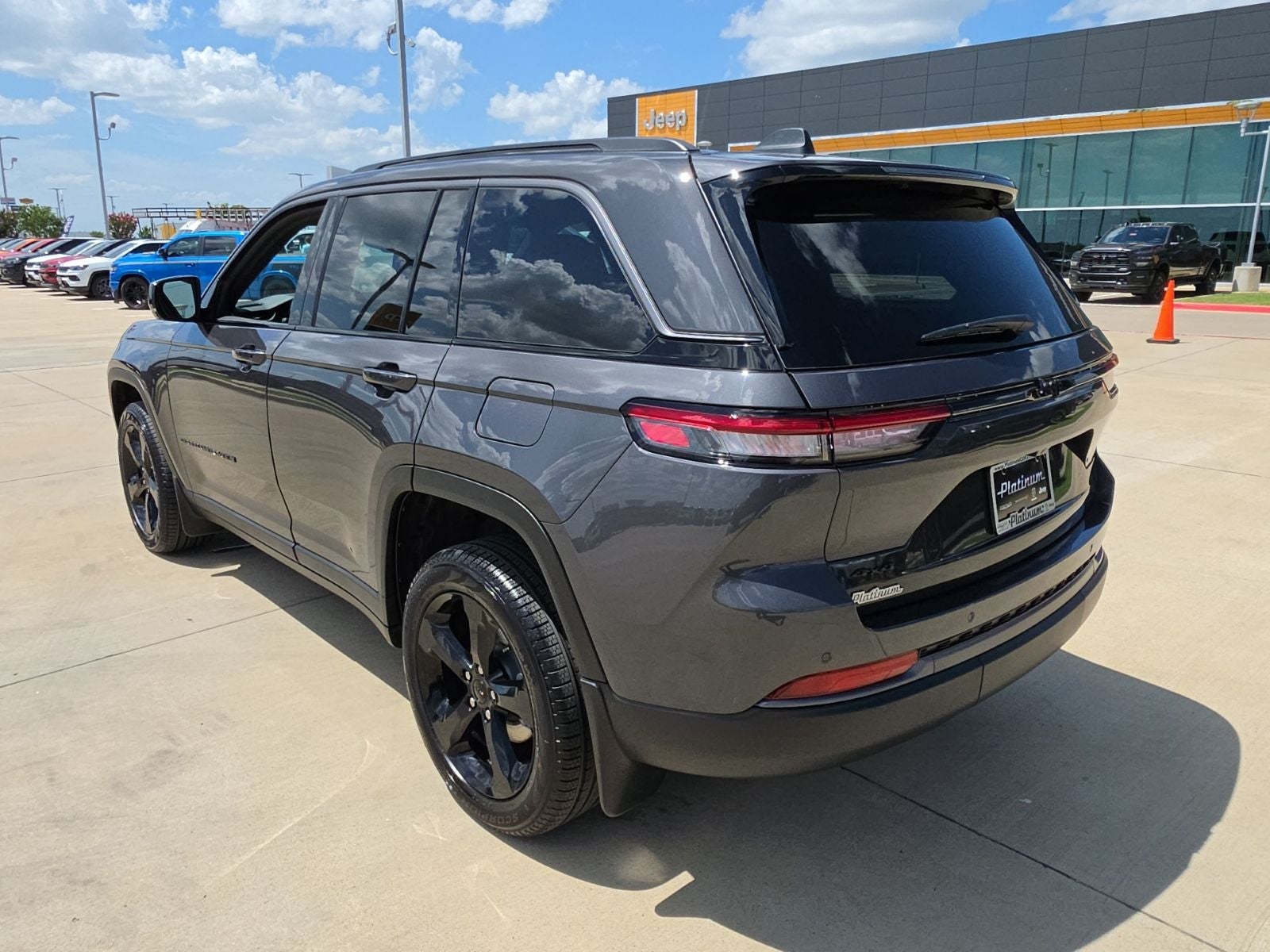 2026 Jeep Grand Cherokee GRAND CHEROKEE LIMITED 4X4