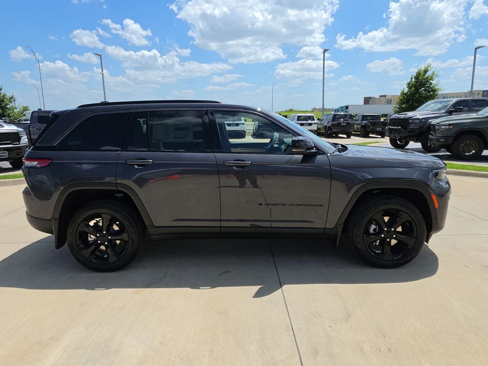2026 Jeep Grand Cherokee GRAND CHEROKEE LIMITED 4X4
