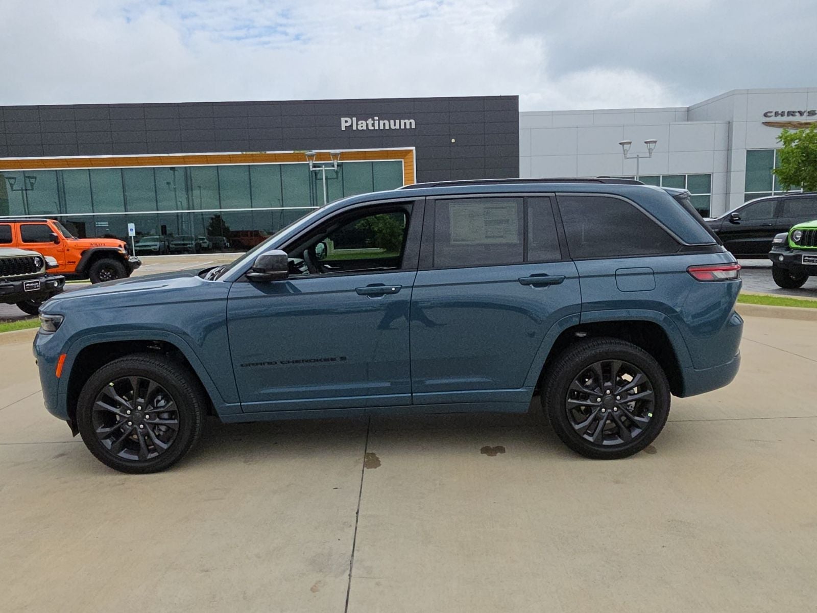 2026 Jeep Grand Cherokee GRAND CHEROKEE LIMITED RESERVE 4X4