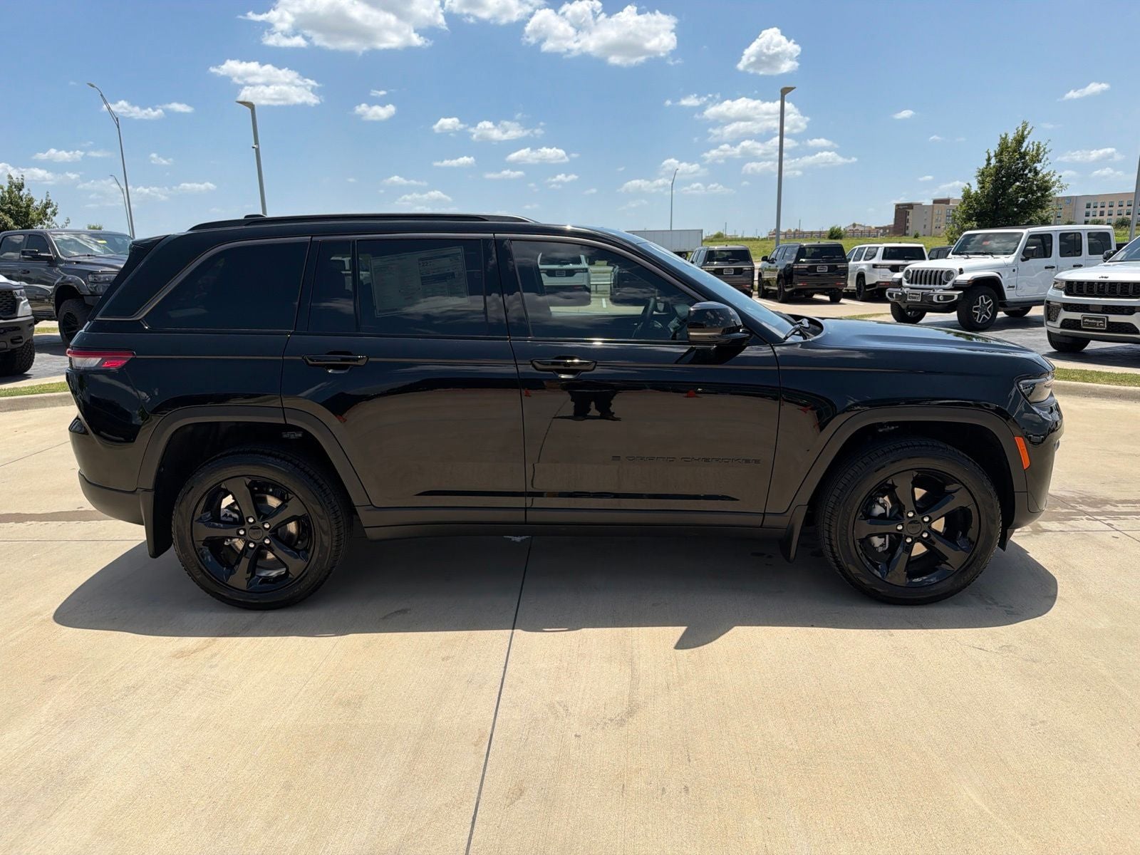 2026 Jeep Grand Cherokee GRAND CHEROKEE LIMITED 4X4