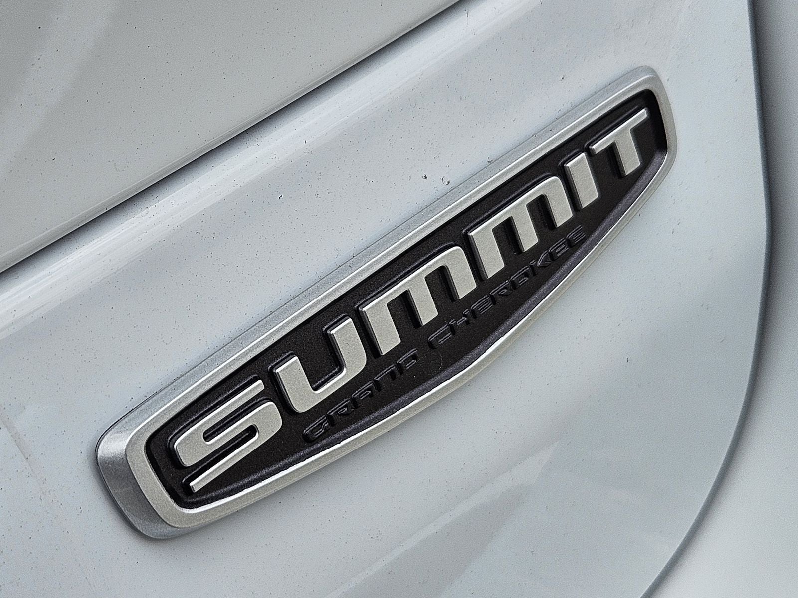 2026 Jeep Grand Cherokee GRAND CHEROKEE SUMMIT 4X4