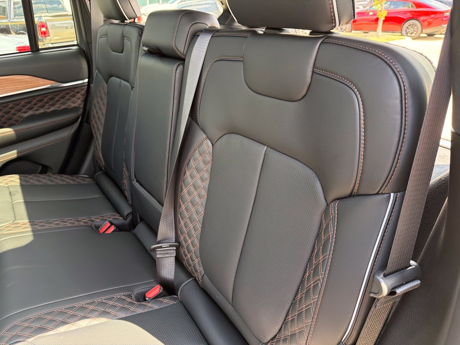 2027 Jeep Grand Cherokee GRAND CHEROKEE SUMMIT 4X4