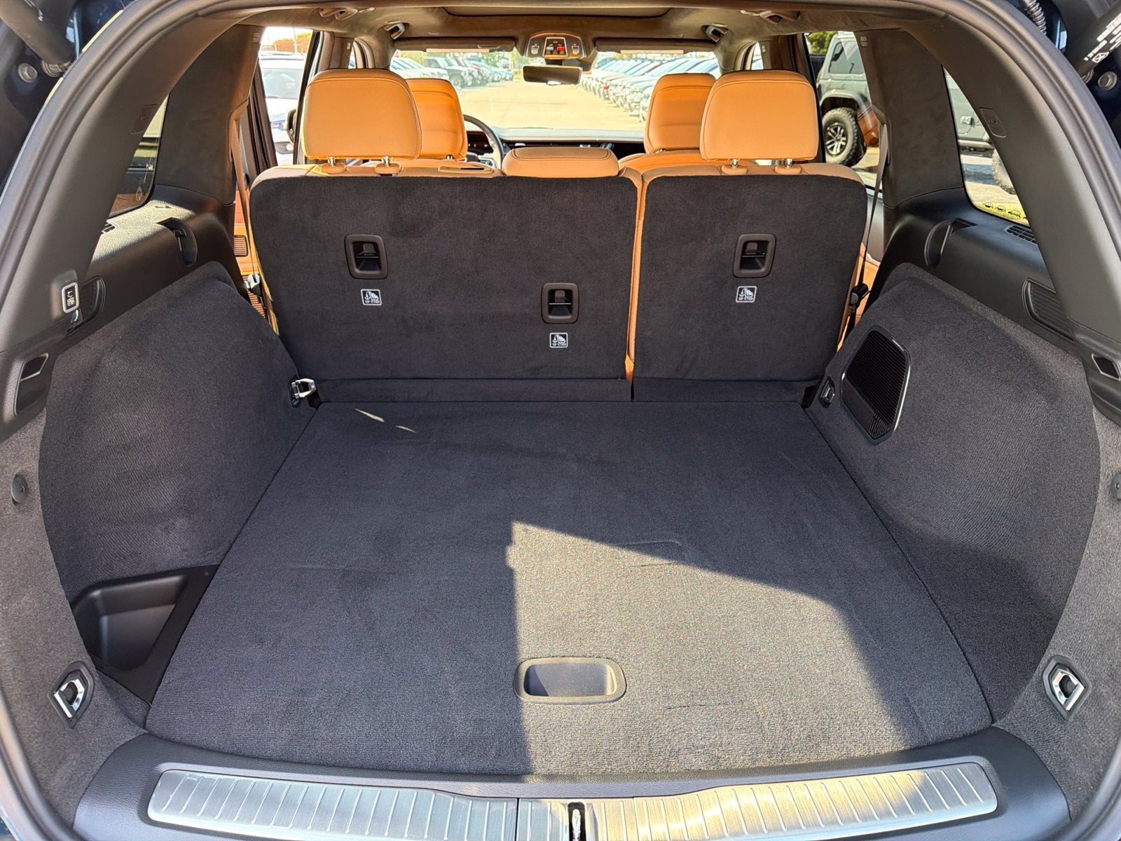 2027 Jeep Grand Cherokee GRAND CHEROKEE SUMMIT 4X4