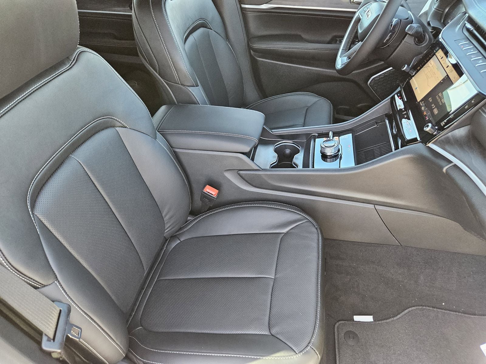 2026 Jeep Grand Cherokee L GRAND CHEROKEE L LIMITED RESERVE 4X4