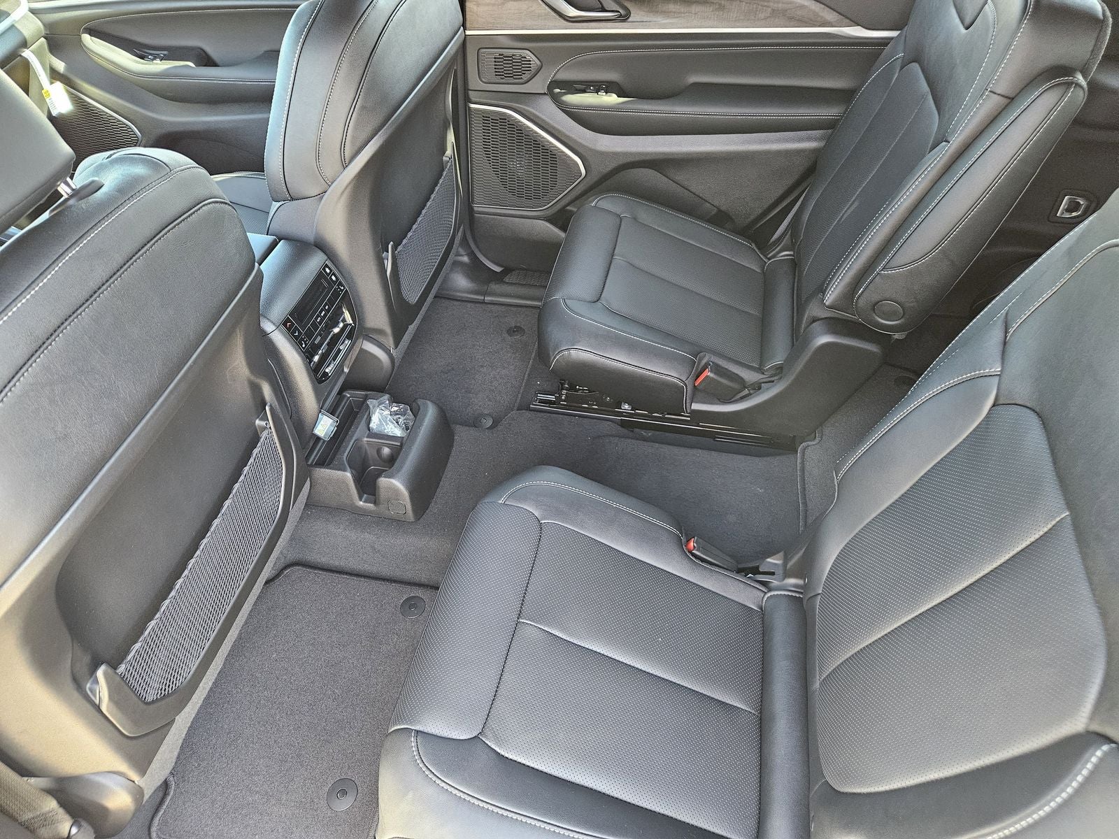 2026 Jeep Grand Cherokee L GRAND CHEROKEE L LIMITED RESERVE 4X4