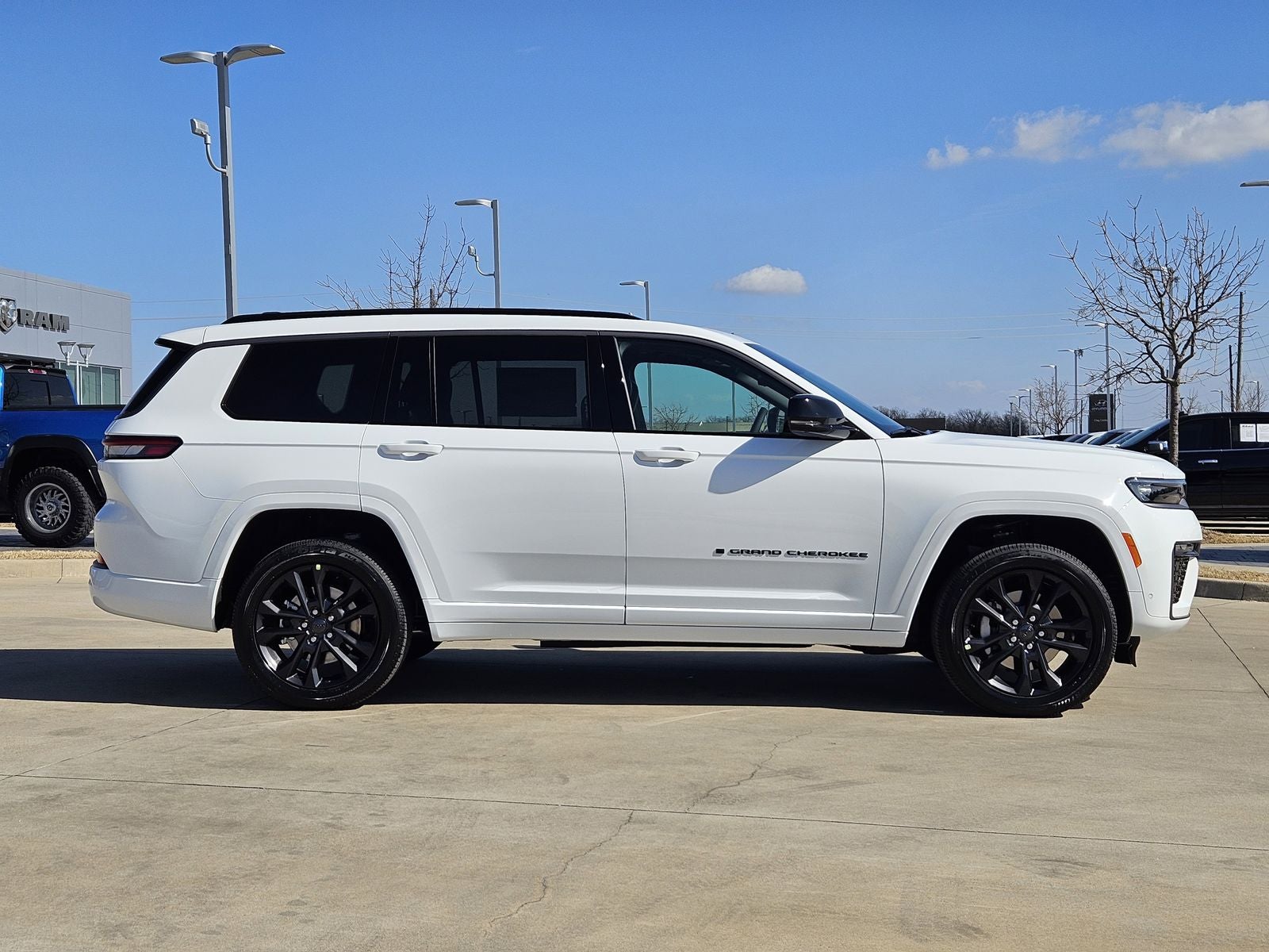 2026 Jeep Grand Cherokee L GRAND CHEROKEE L LIMITED RESERVE 4X4