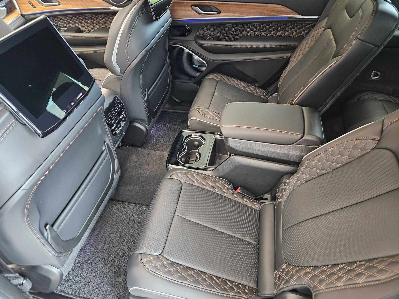 2026 Jeep Grand Cherokee L GRAND CHEROKEE L SUMMIT 4X4