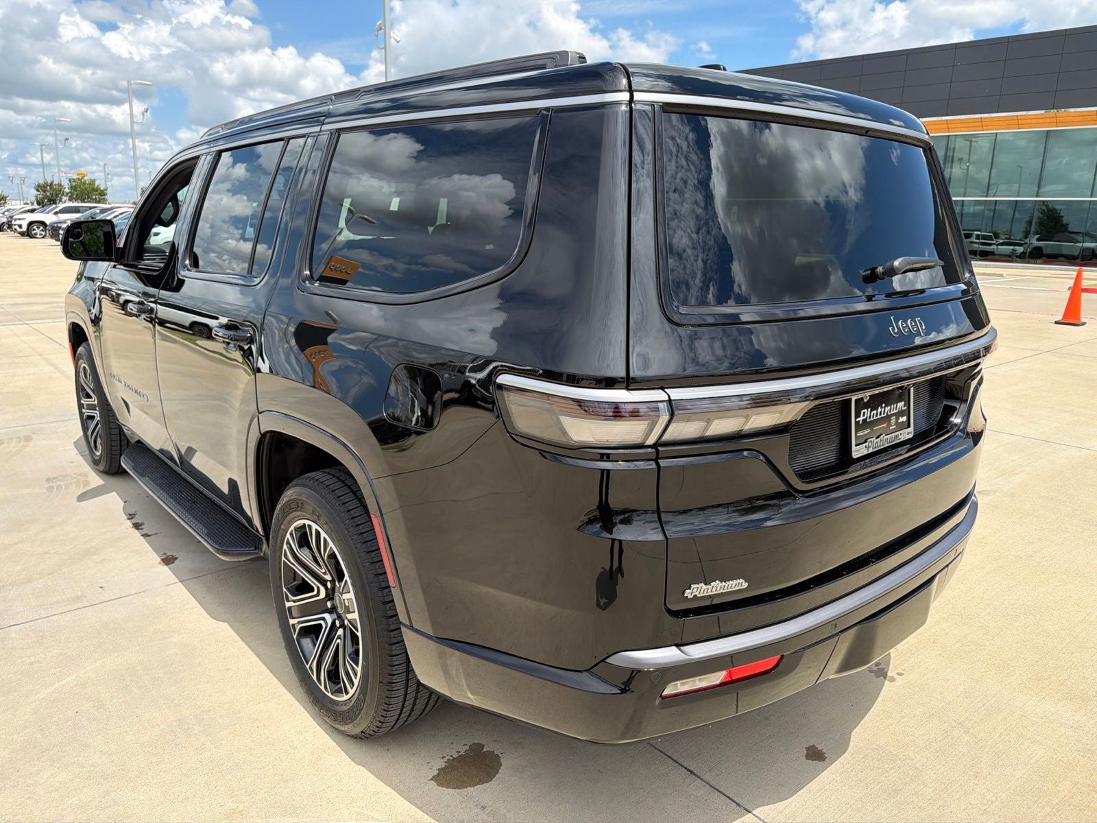 2026 Jeep Grand Wagoneer GRAND WAGONEER 4X2