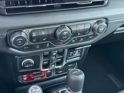 2026 Jeep Gladiator GLADIATOR MOJAVE X 4X4