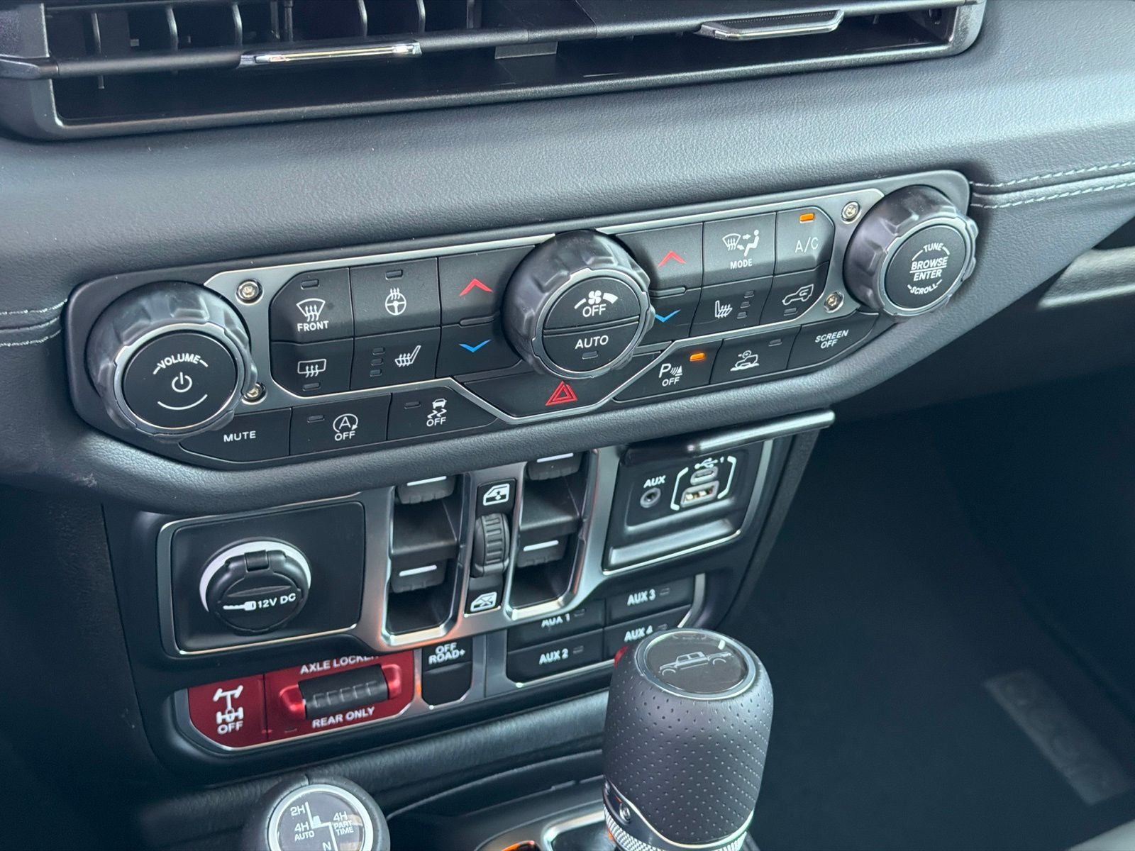 2026 Jeep Gladiator GLADIATOR MOJAVE X 4X4