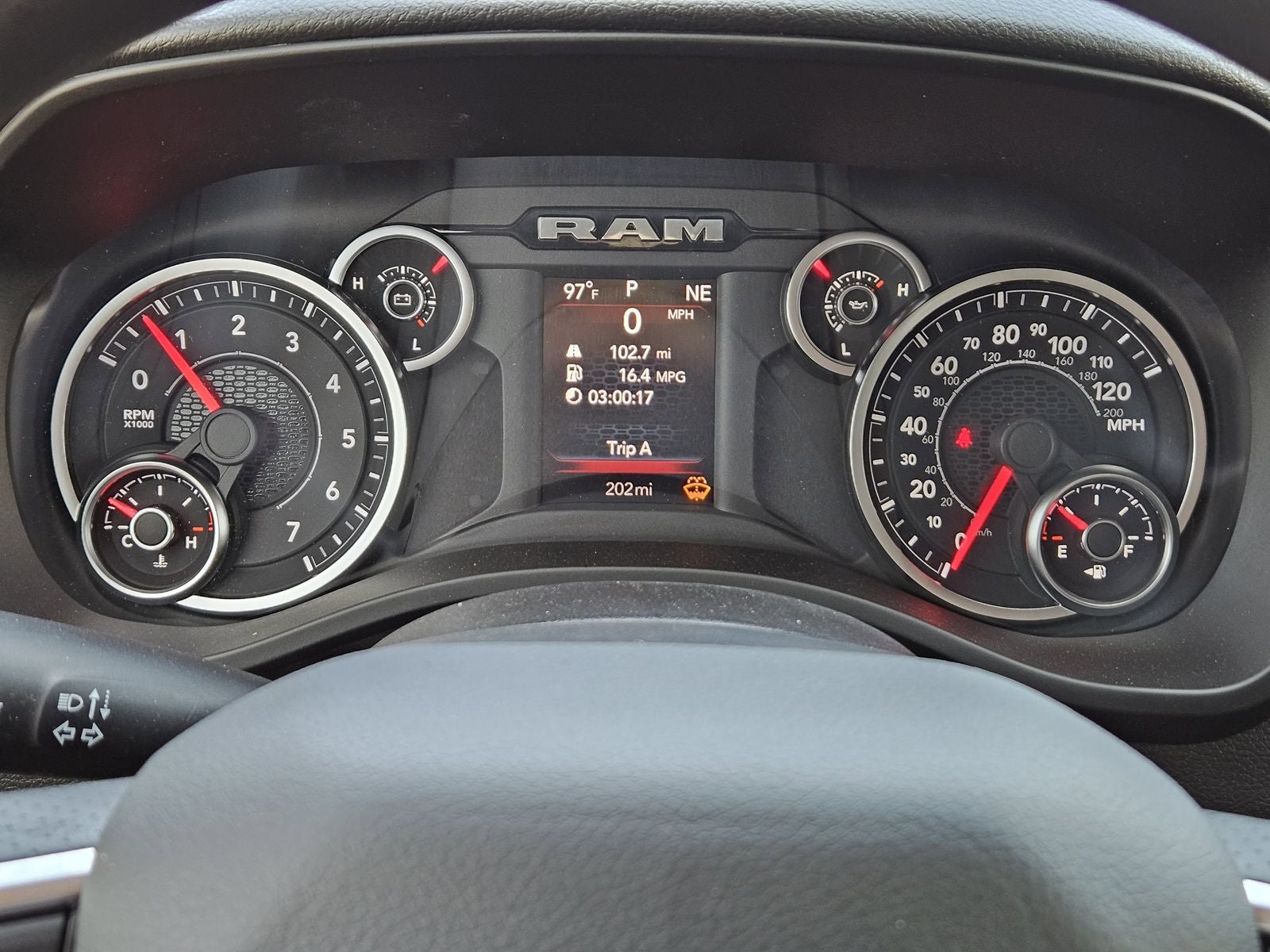 2026 RAM Ram 1500 RAM 1500 TRADESMAN CREW CAB 4X2 5'7' BOX