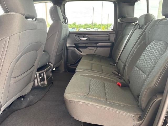 2026 RAM Ram 1500 RAM 1500 EXPRESS CREW CAB 4X2 5'7' BOX