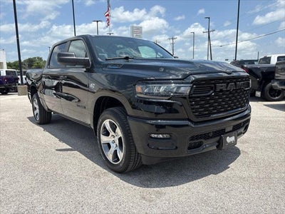 2026 RAM Ram 1500 RAM 1500 EXPRESS CREW CAB 4X2 5'7' BOX