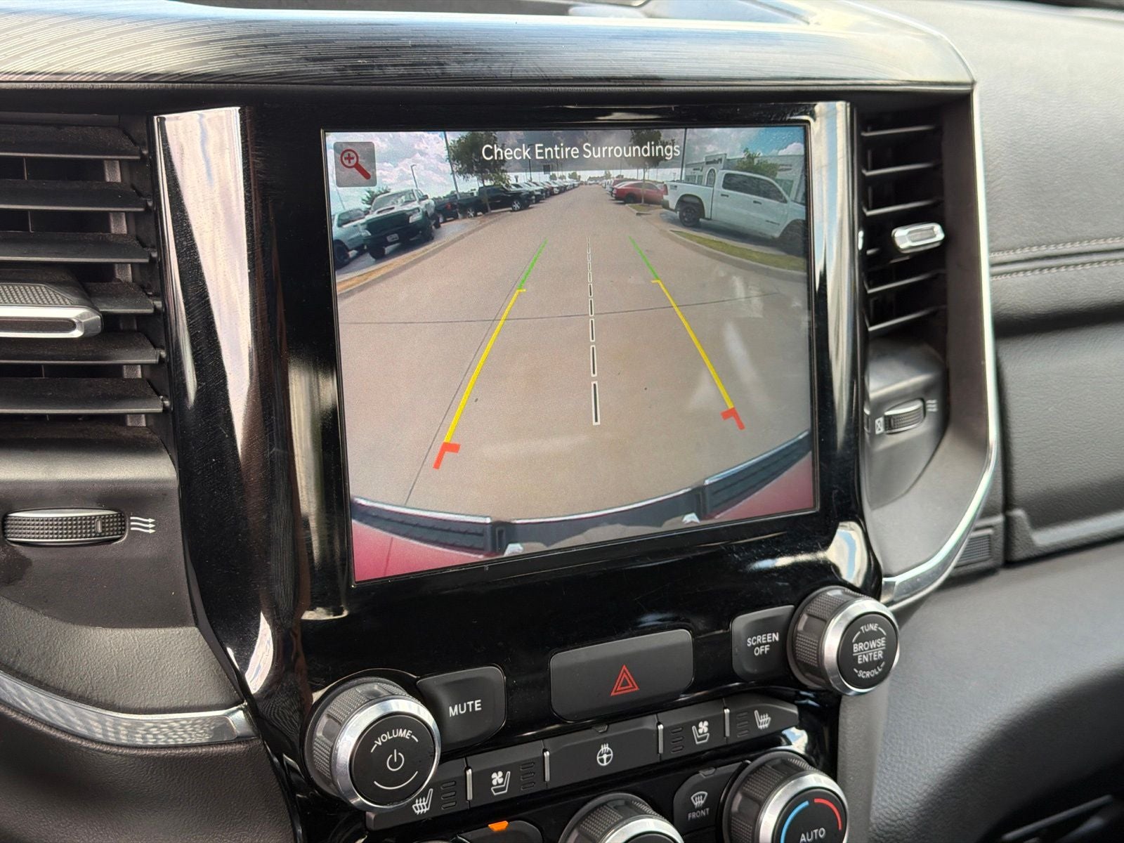 2024 RAM Ram 1500 Laramie Crew Cab 4x2 5'7' Box
