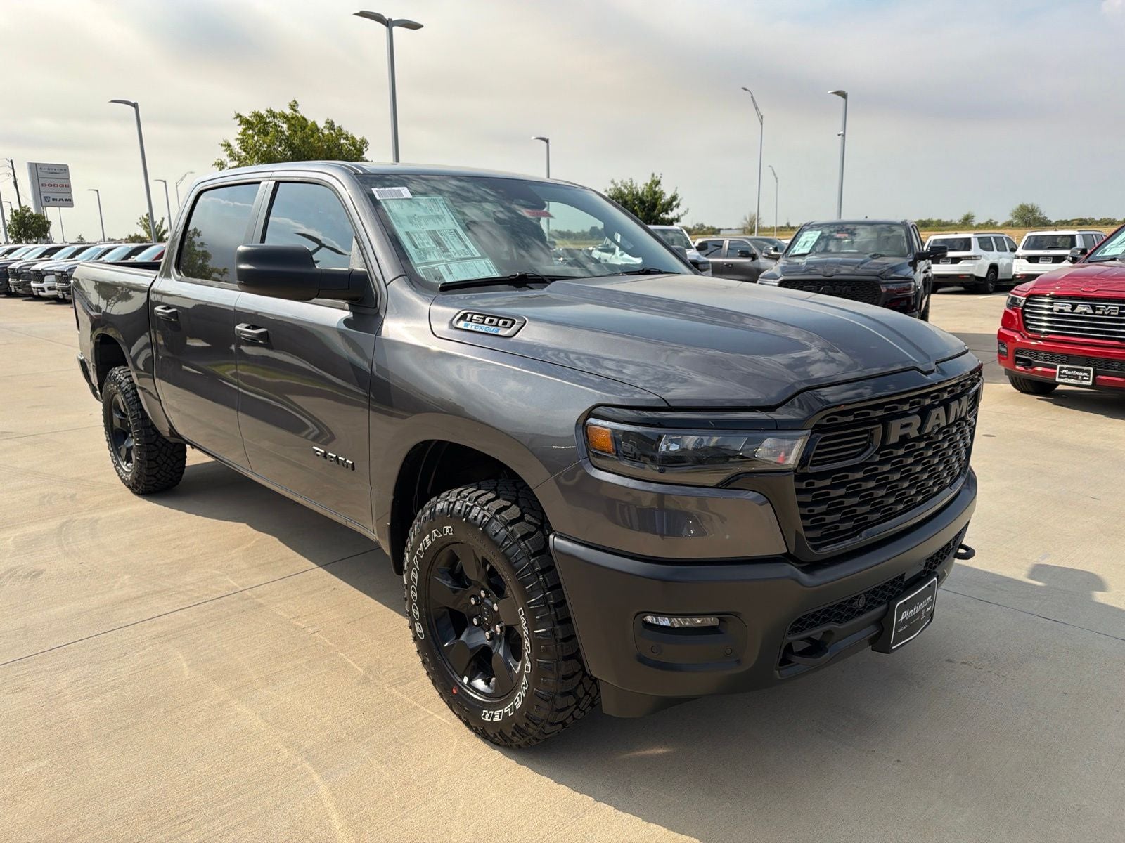 2026 RAM Ram 1500 RAM 1500 WARLOCK CREW CAB 4X4 5'7' BOX