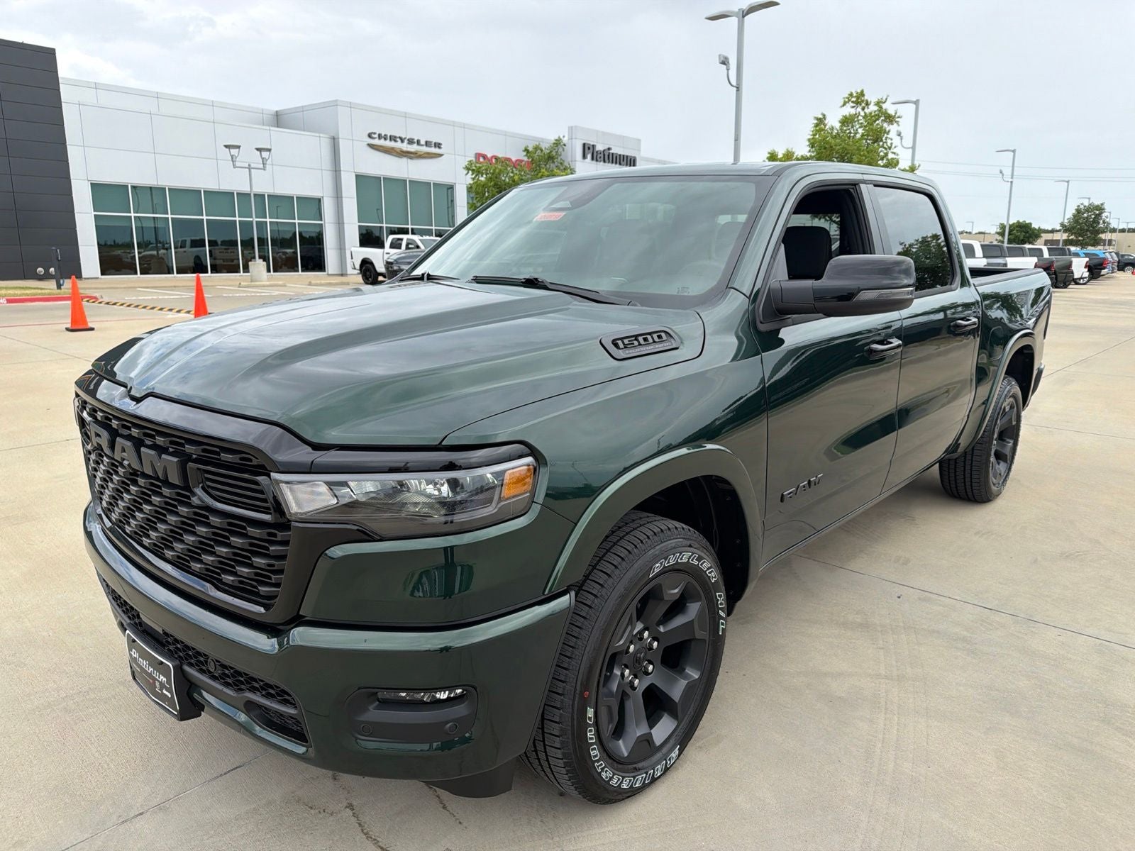 2026 RAM Ram 1500 RAM 1500 LONE STAR CREW CAB 4X4 5'7' BOX