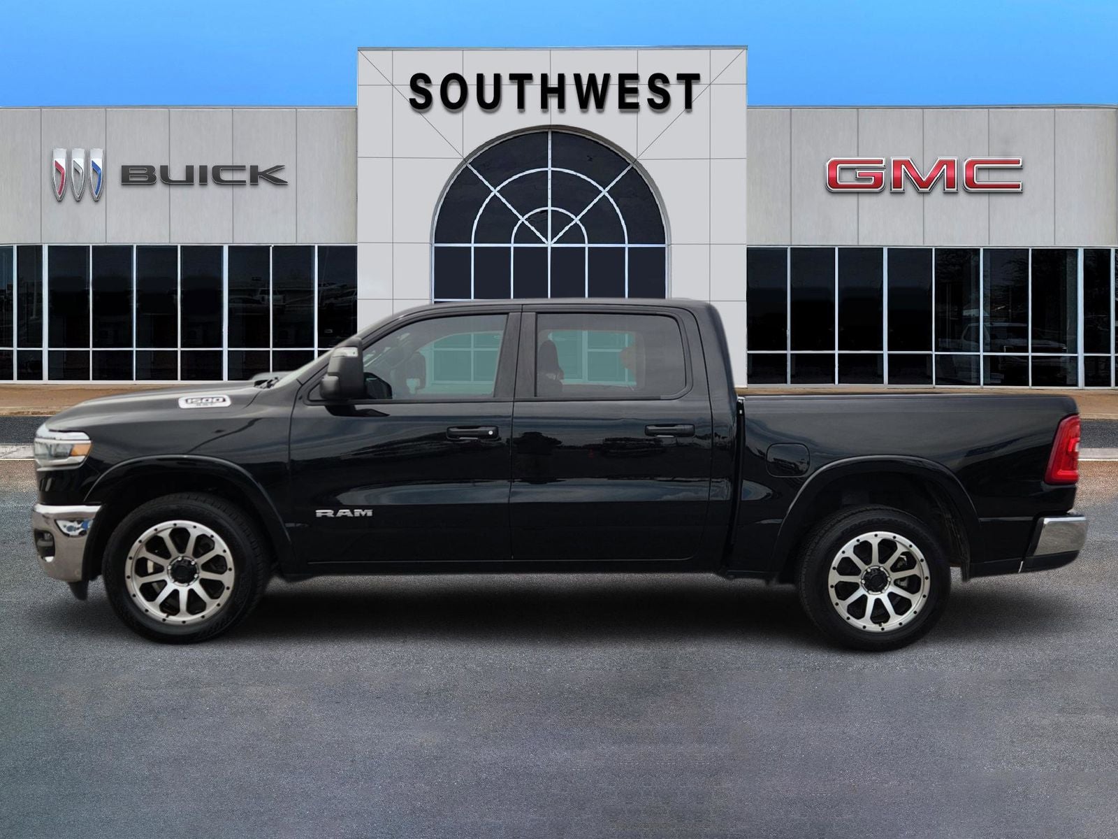 2025 RAM Ram 1500 Lone Star Crew Cab 4x4 5'7' Box