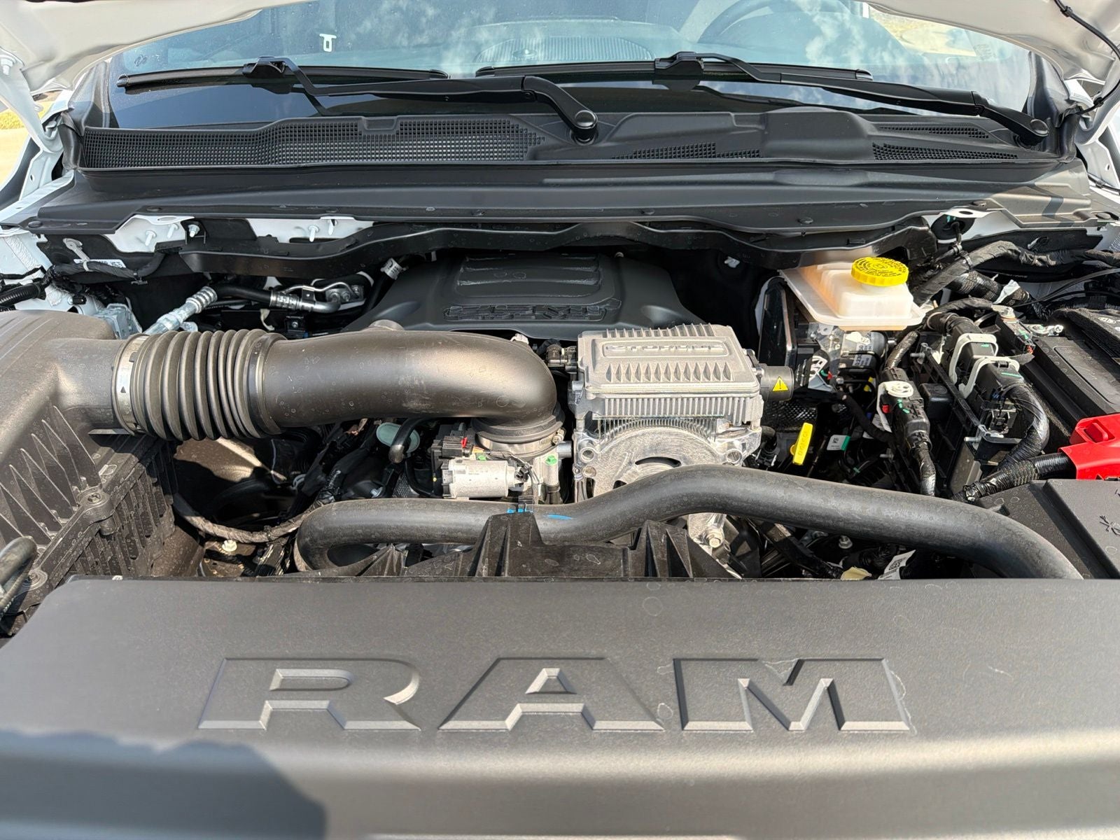 2026 RAM Ram 1500 RAM 1500 LONE STAR CREW CAB 4X4 5'7' BOX