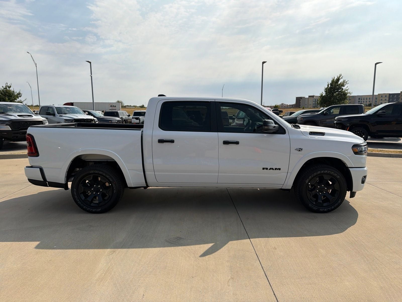 2026 RAM Ram 1500 RAM 1500 LONE STAR CREW CAB 4X4 5'7' BOX
