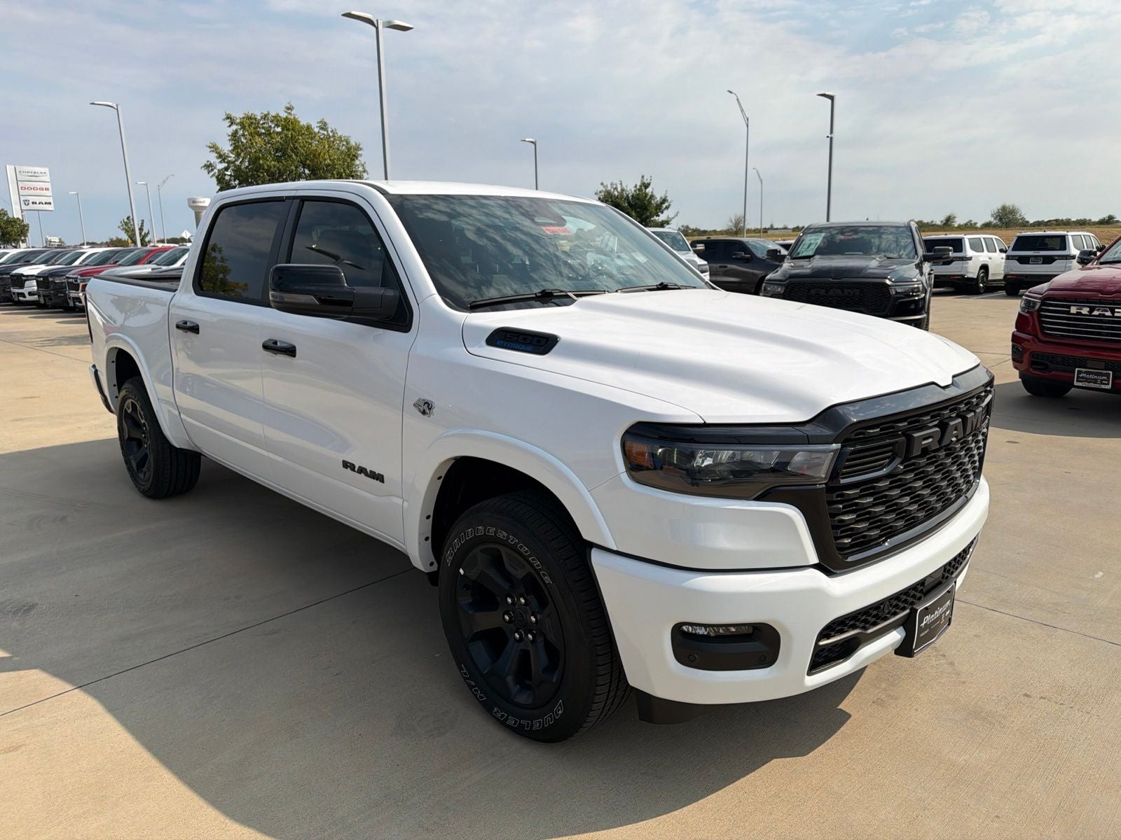 2026 RAM Ram 1500 RAM 1500 LONE STAR CREW CAB 4X4 5'7' BOX