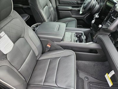 2026 RAM Ram 1500 RAM 1500 LIMITED CREW CAB 4X4 5'7' BOX