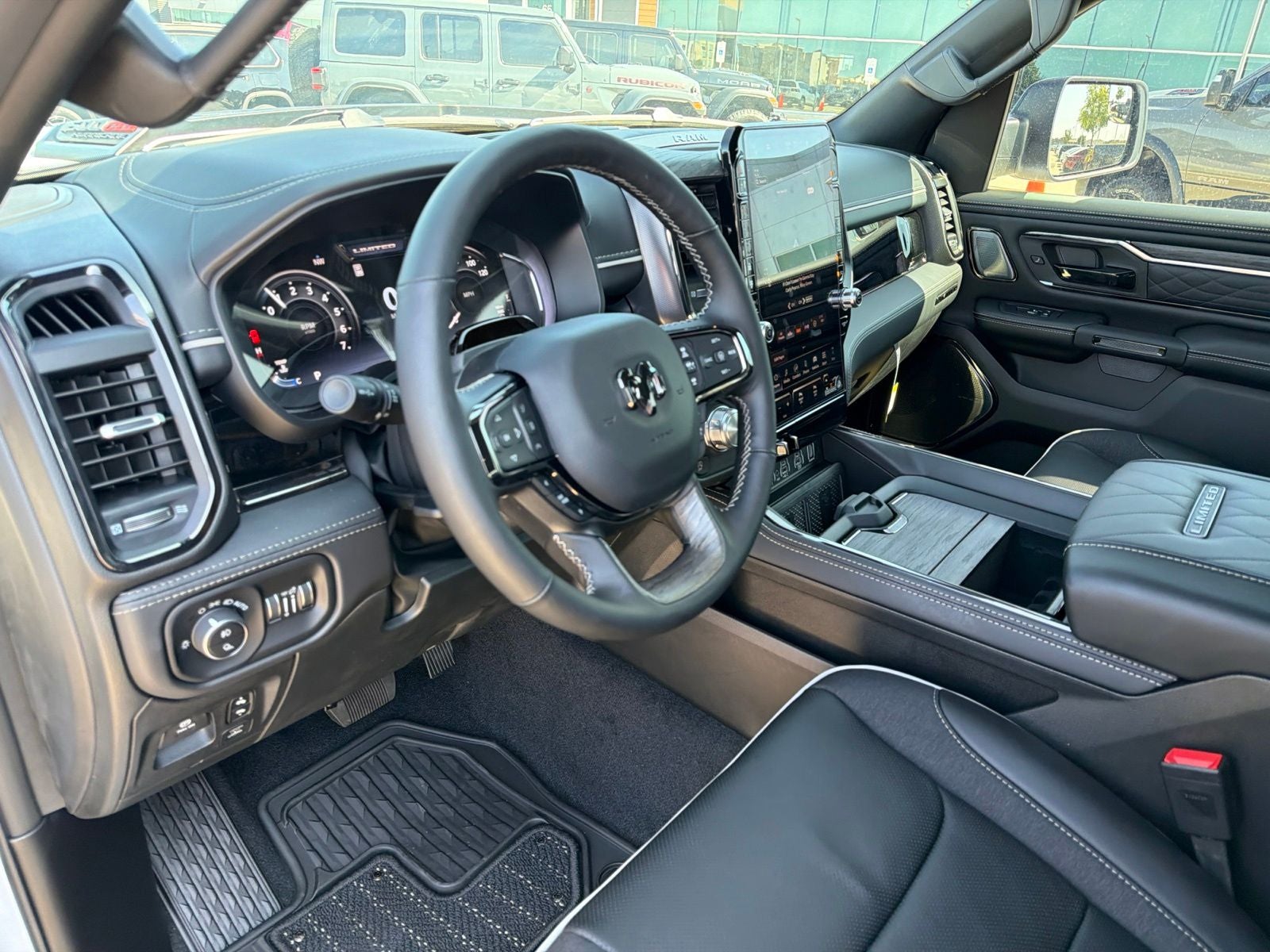 2026 RAM Ram 1500 RAM 1500 LIMITED CREW CAB 4X4 5'7' BOX