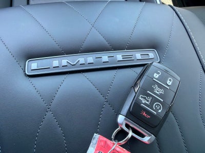 2026 RAM Ram 1500 RAM 1500 LIMITED CREW CAB 4X4 5'7' BOX