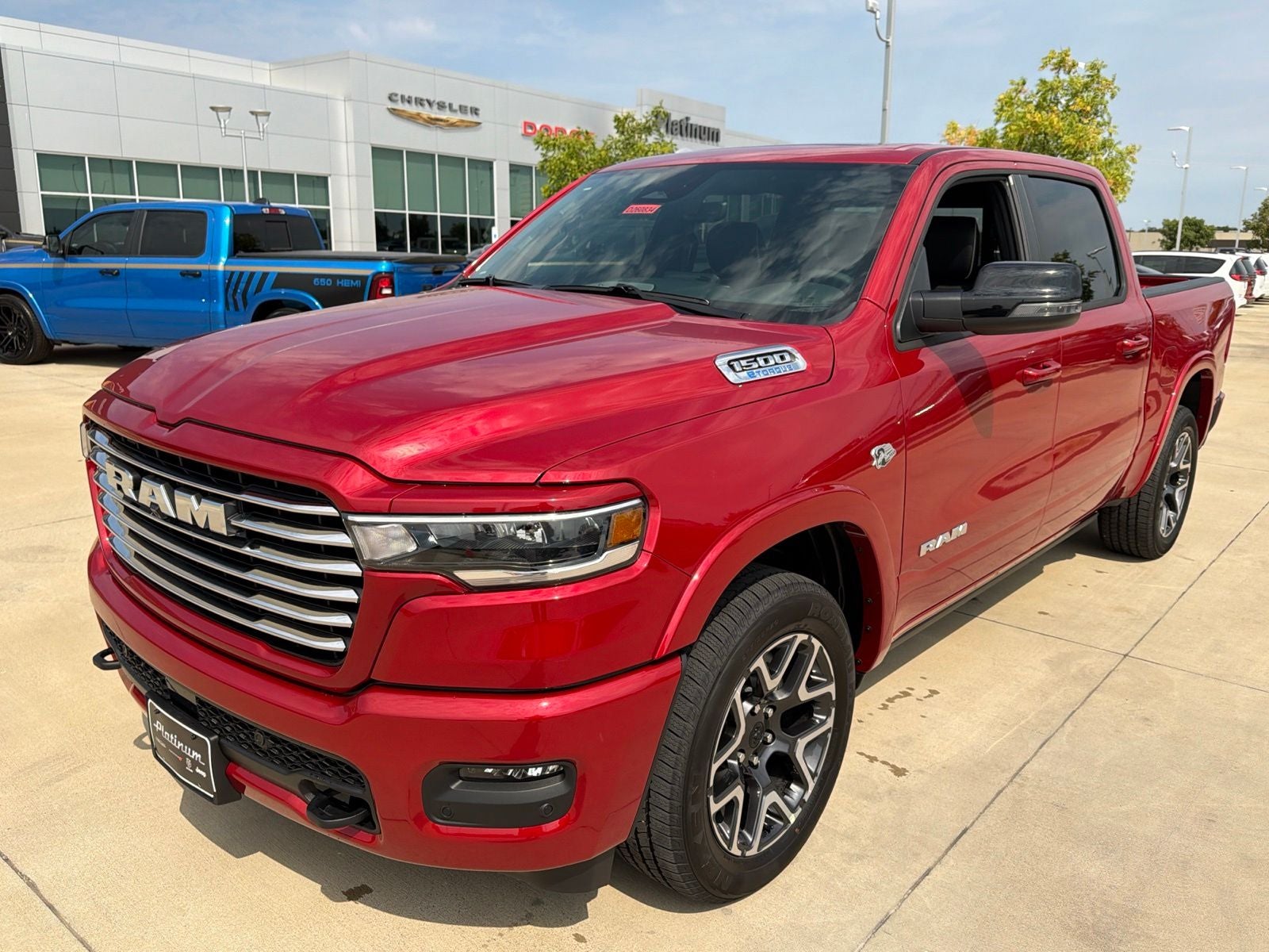 2026 RAM Ram 1500 RAM 1500 LARAMIE CREW CAB 4X4 5'7' BOX