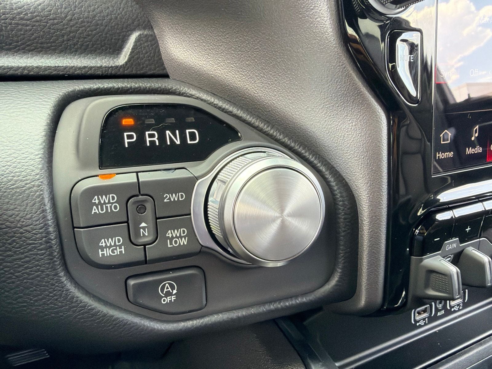 2027 RAM Ram 1500 Laramie