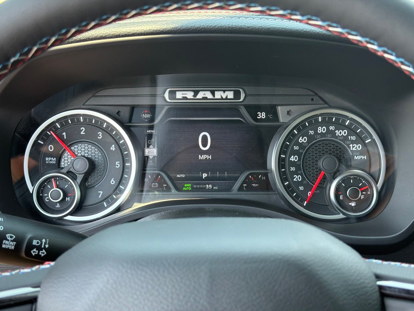 2026 RAM Ram 1500 RAM 1500 LARAMIE CREW CAB 4X4 5'7' BOX