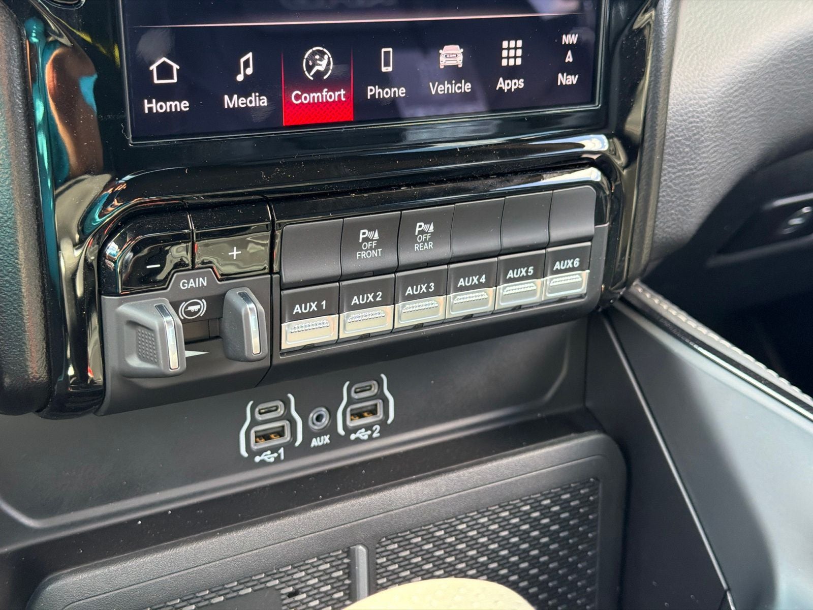 2026 RAM Ram 1500 RAM 1500 RHO CREW CAB 4X4 5'7' BOX