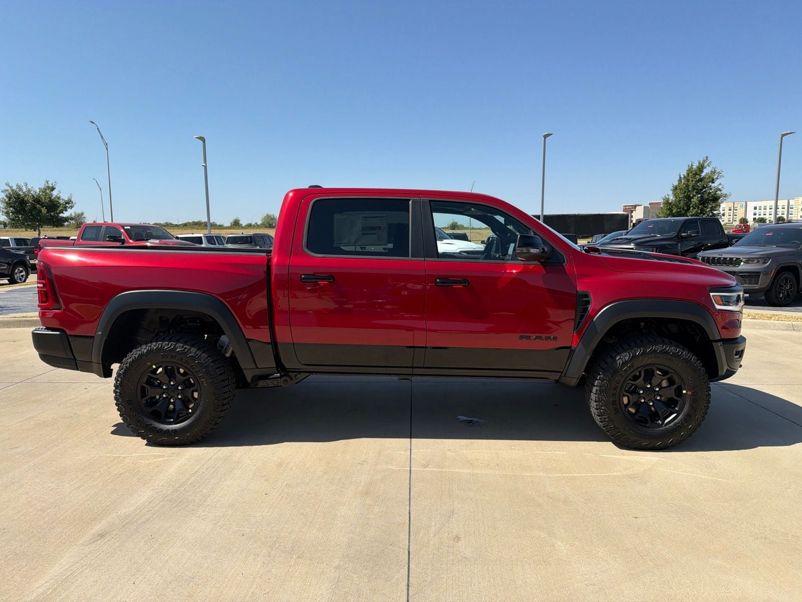2026 RAM Ram 1500 RAM 1500 RHO CREW CAB 4X4 5'7' BOX
