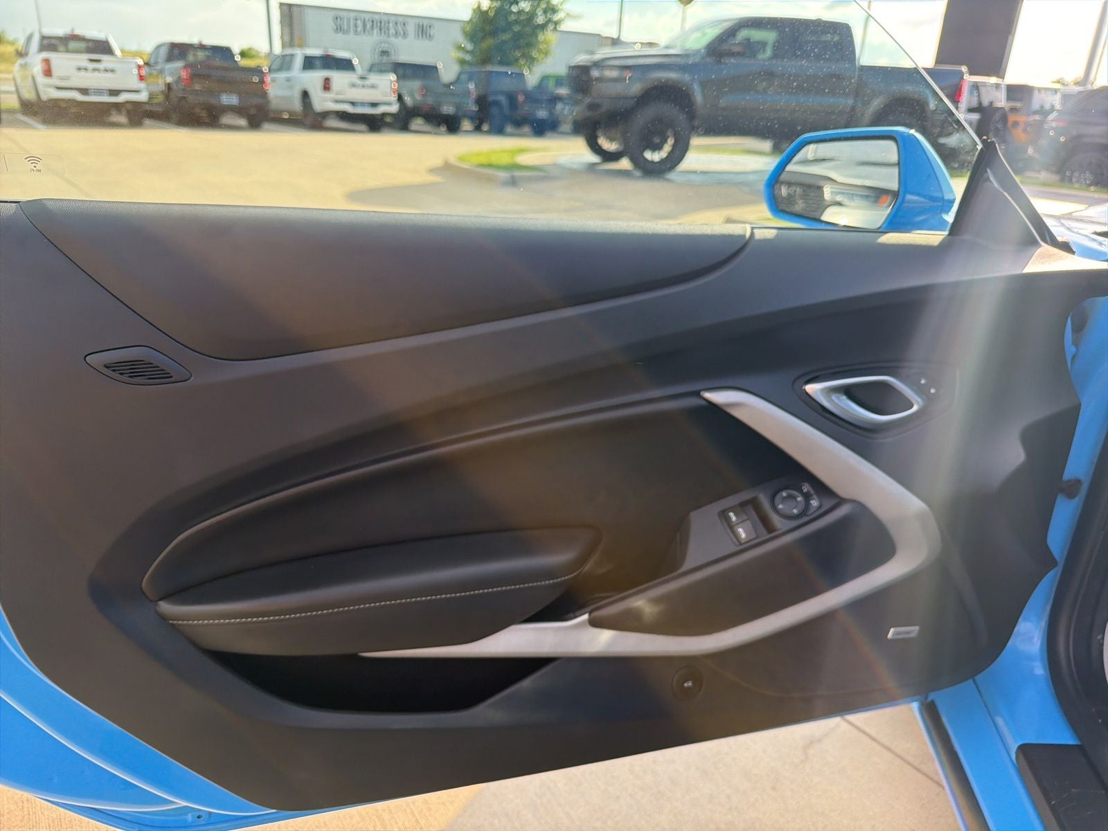 2023 Chevrolet Camaro RWD Coupe LT1