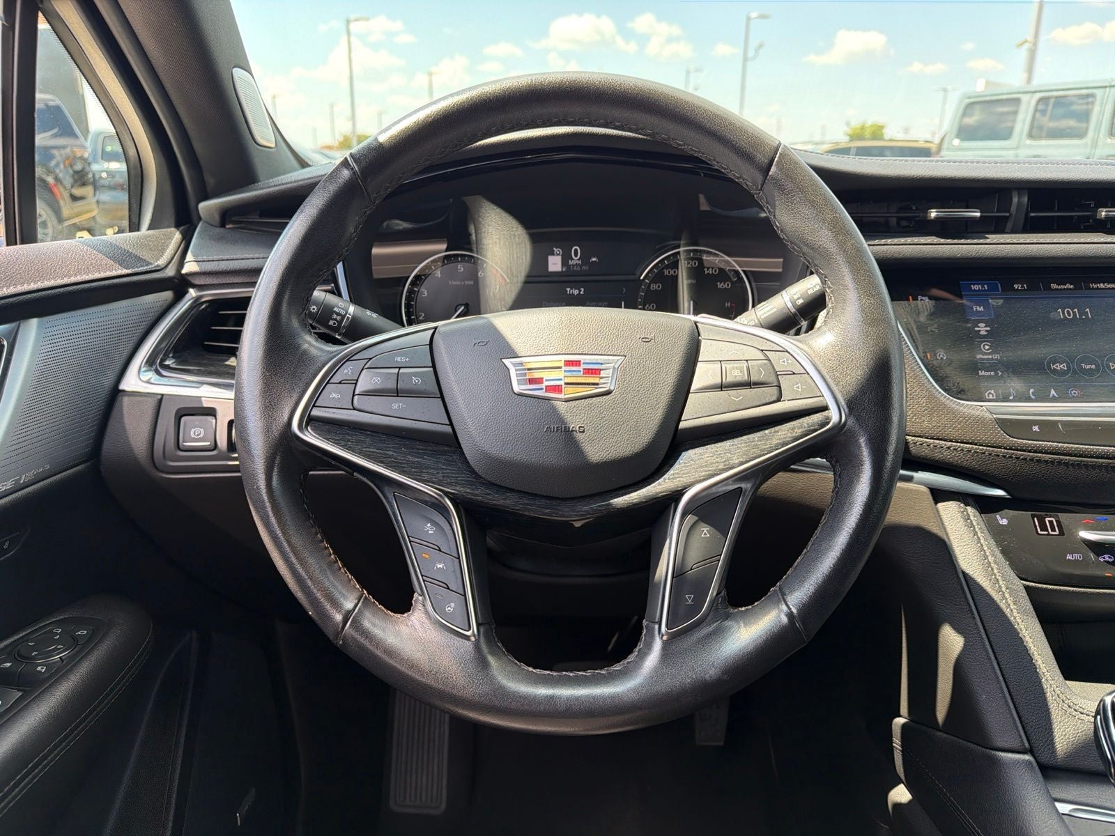 2023 Cadillac XT5 FWD Premium Luxury