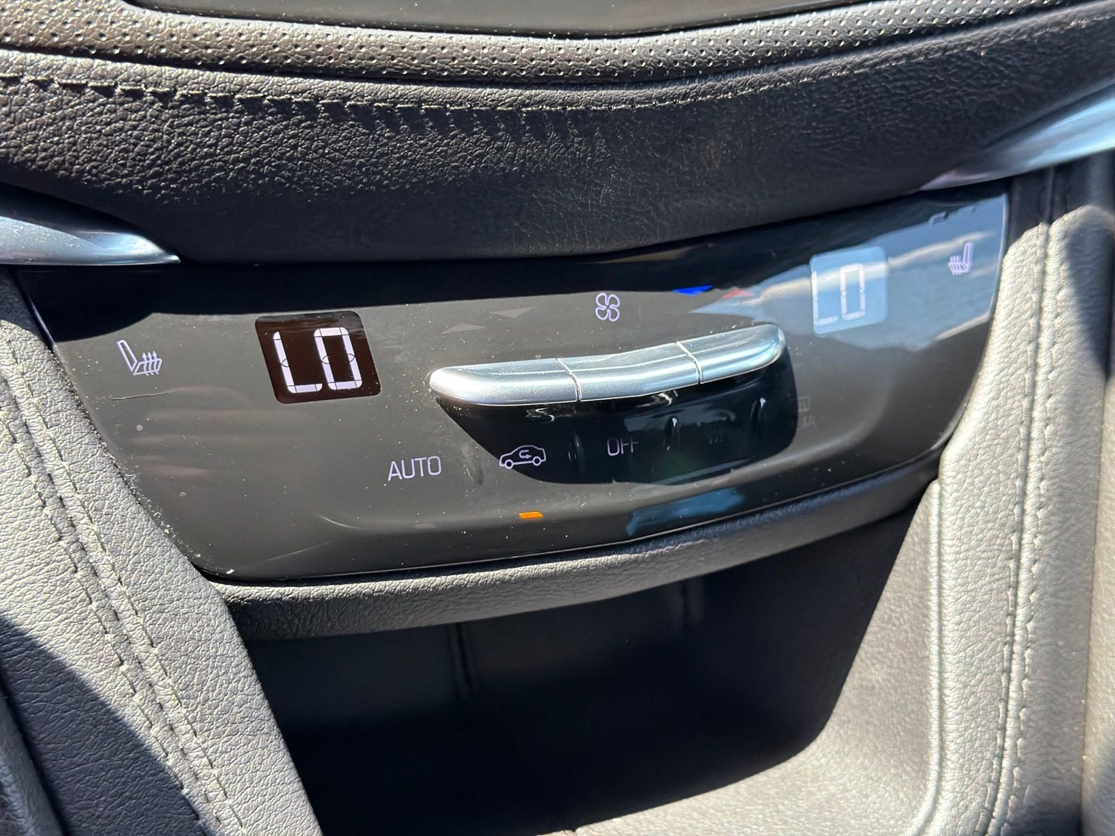 2023 Cadillac XT5 FWD Premium Luxury