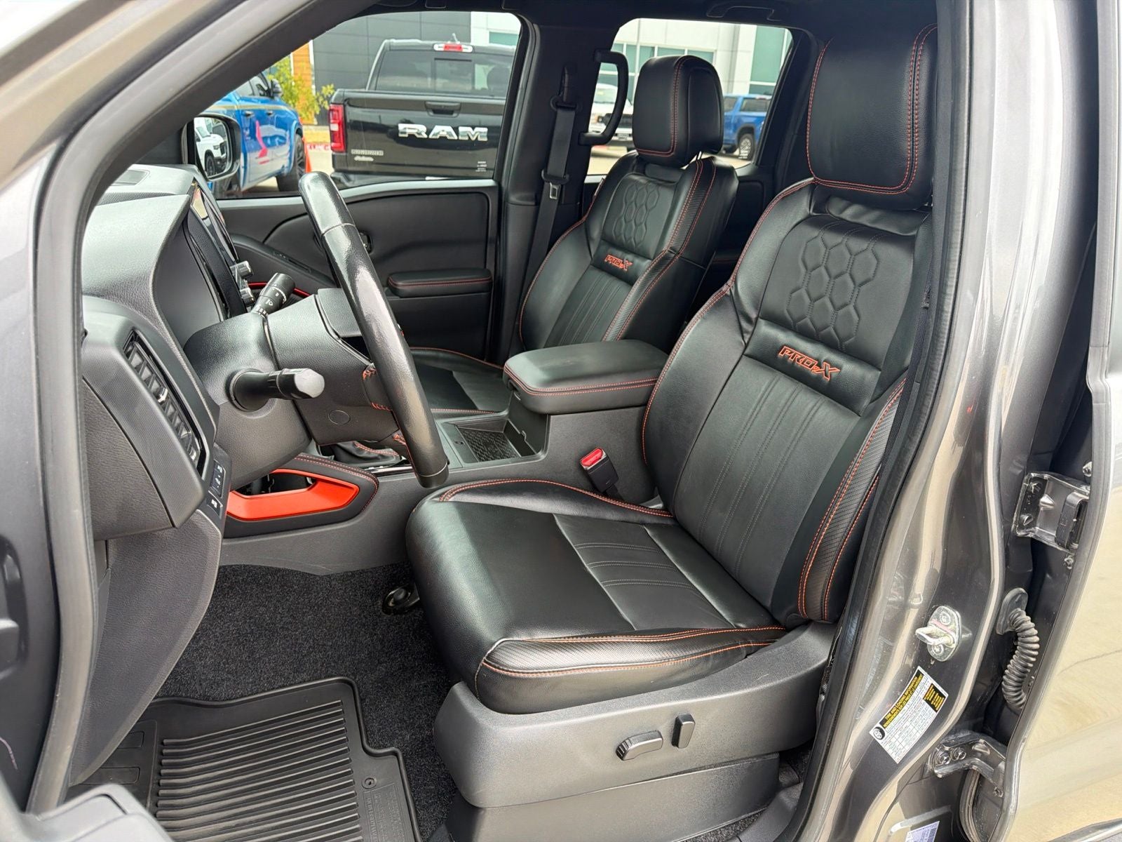 2023 Nissan Frontier Crew Cab PRO-X 4x2