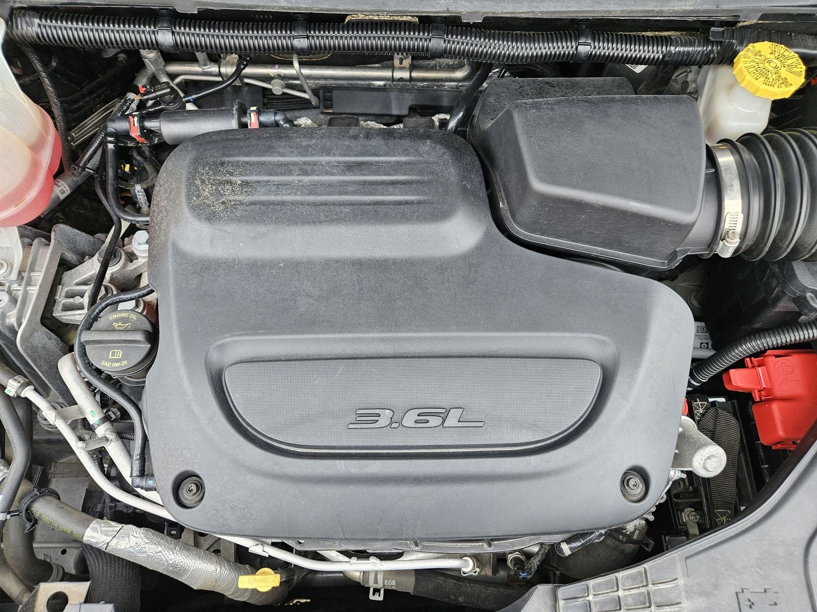 2022 Chrysler Voyager LX