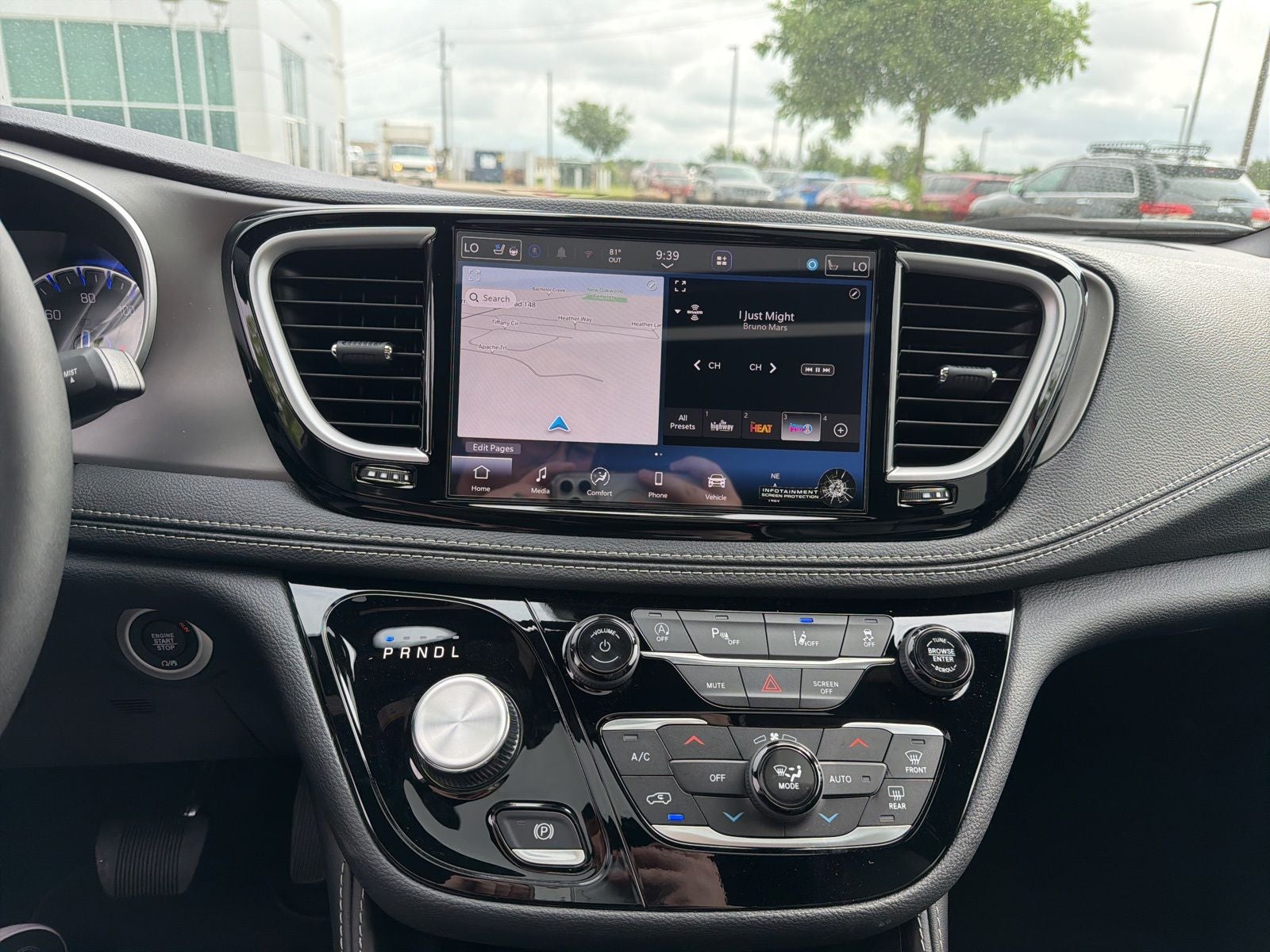 2027 Chrysler Pacifica PACIFICA LIMITED