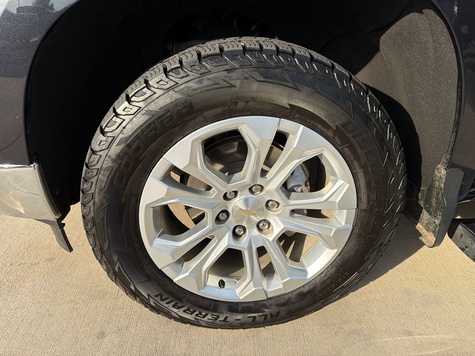 2023 Chevrolet Silverado 1500 4WD Crew Cab Short Bed LTZ