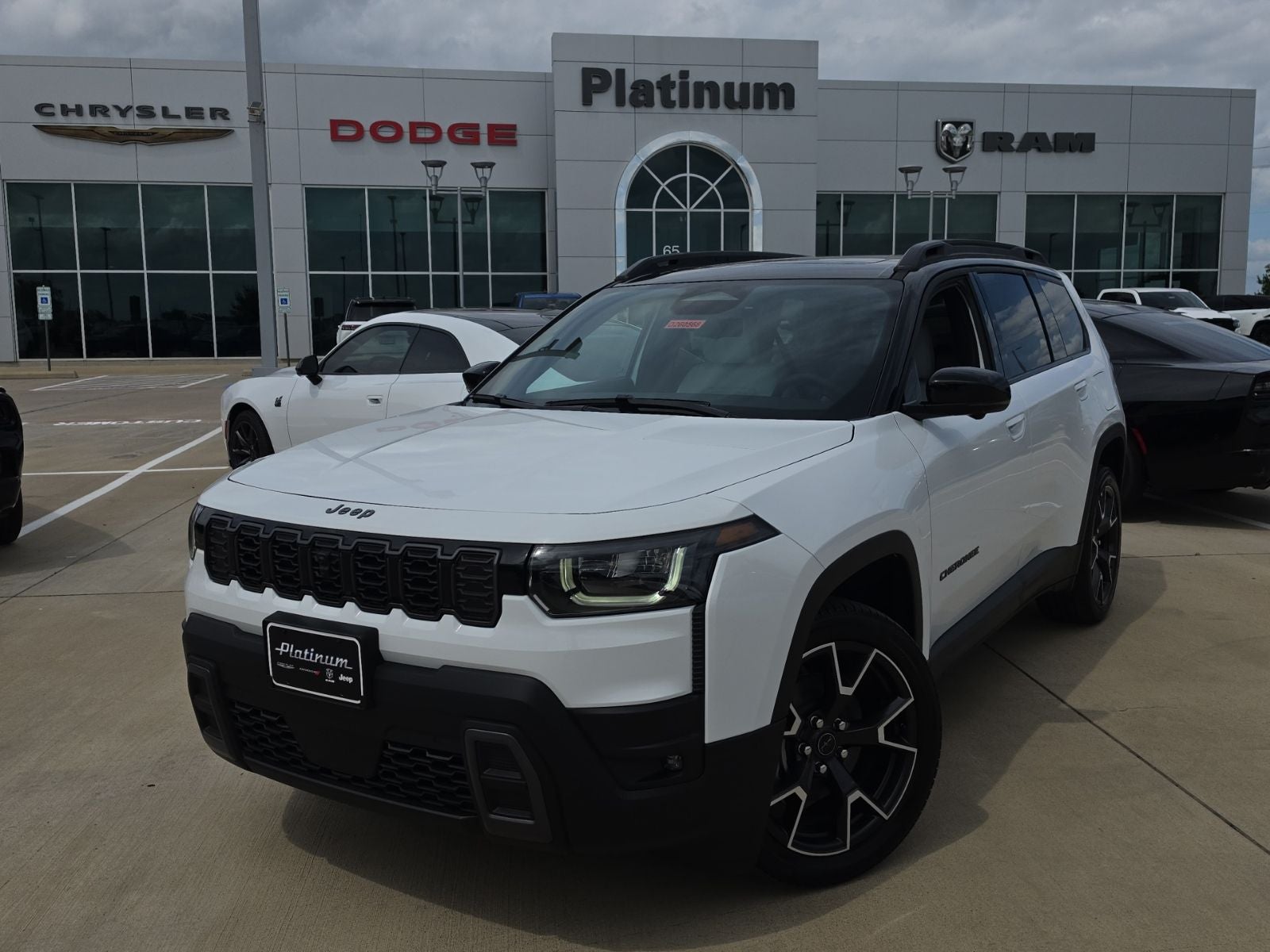 2026 Jeep Cherokee CHEROKEE OVERLAND 4X4